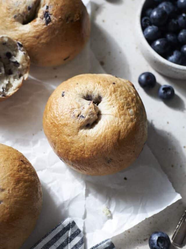 Sourdough Discard Blubeberry Bagels
